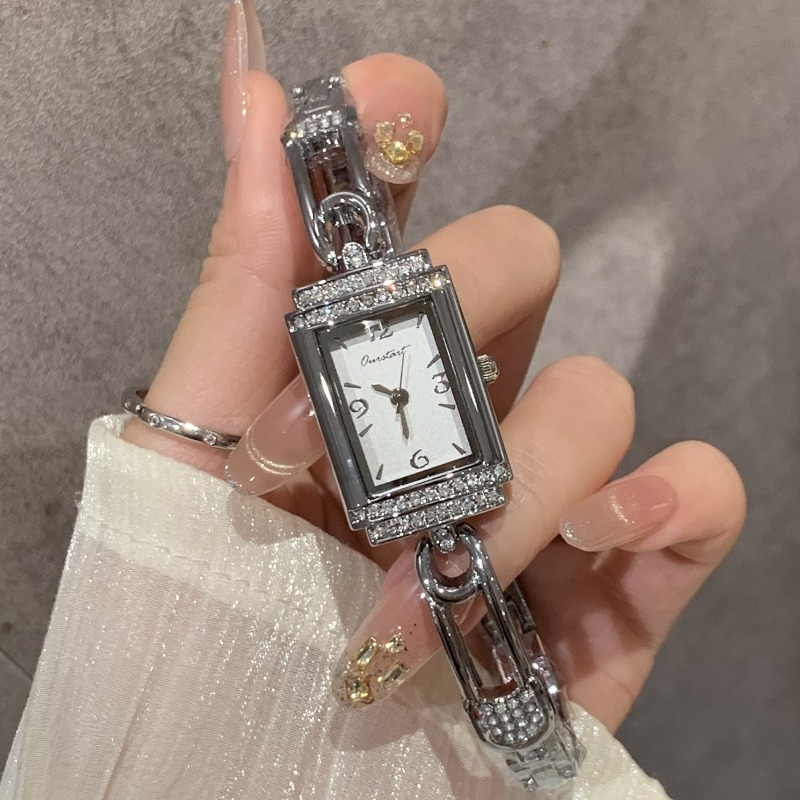 Reloj pequeño de estilo old mo - Luxury Watch Values reseña y precio